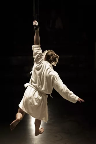 Dimitri Rizzello, Sangles, 27e promotion du Centre national des arts du cirque/CNAC de Châlons-en-Champagne