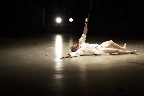 Dimitri Rizzello, Sangles, 27e promotion du Centre national des arts du cirque/CNAC de Châlons-en-Champagne