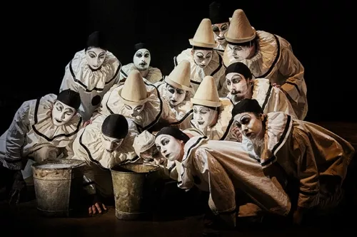 BALESTRA, spectacle de fin d'études de la 34e promotion du Centre national des arts du cirque/CNAC de Châlons-en-Champagne - Mise en scène Marie Molliens - Cie Rasposo