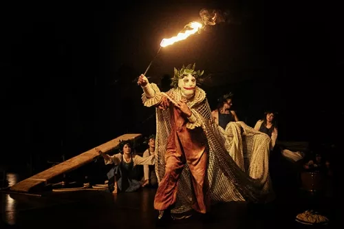 BALESTRA, spectacle de fin d'études de la 34e promotion du Centre national des arts du cirque/CNAC de Châlons-en-Champagne - Mise en scène Marie Molliens - Cie Rasposo