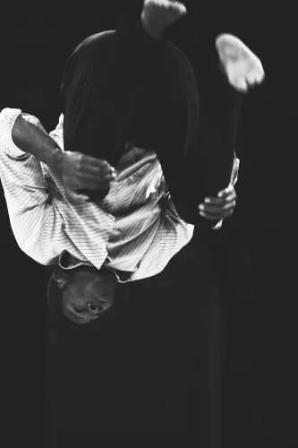 Edouard Doumbia, Acrobatie, 25e promotion du Centre national des arts du cirque/CNAC de Châlons-en-Champagne