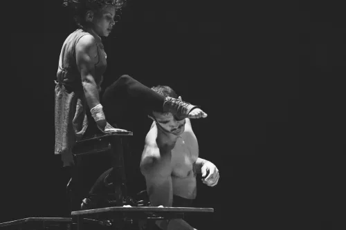 Duo Victoria Martinez et Basile Forest, Portique coréen, 25e promotion du Centre national des arts du cirque/CNAC de Châlons-en-Champagne