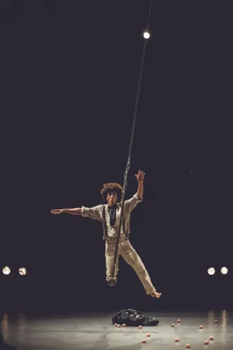 Simon Nyiringabo, Trapèze Washington, 25e promotion du Centre national des arts du cirque/CNAC de Châlons-en-Champagne