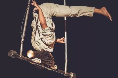 Simon Nyiringabo, Trapèze Washington, 25e promotion du Centre national des arts du cirque/CNAC de Châlons-en-Champagne