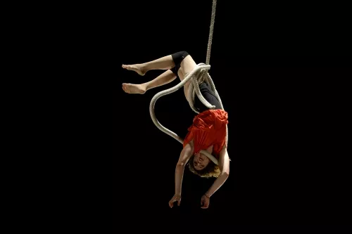 Morgane Bonato, Corde lisse, 26e promotion du Centre national des arts du cirque/CNAC de Châlons-en-Champagne