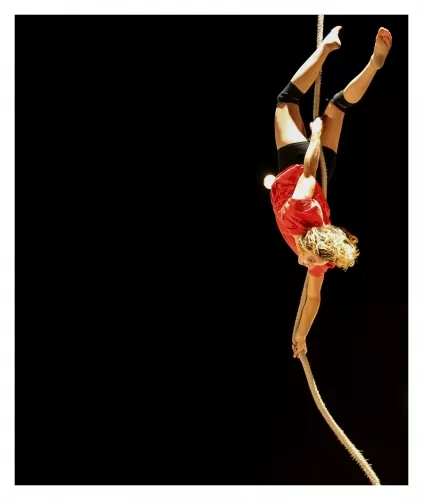 Morgane Bonato, Corde lisse, 26e promotion du Centre national des arts du cirque/CNAC de Châlons-en-Champagne