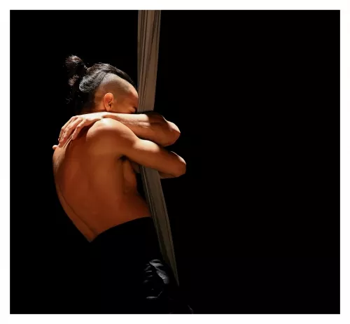 Danilo de Campos Pacheco, Tissus, 26e promotion du Centre national des arts du cirque/CNAC de Châlons-en-Champagne