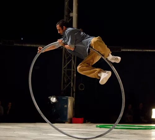Tommy Entresangle, cercle, 29e promotion du Centre national des arts du cirque (Cnac) de Châlons-en-Champagne
