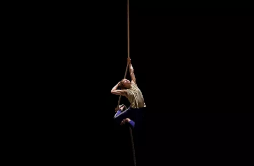 Noora Pasanen, corde, 29e promotion du Centre national des arts du cirque (Cnac) de Châlons-en-Champagne
