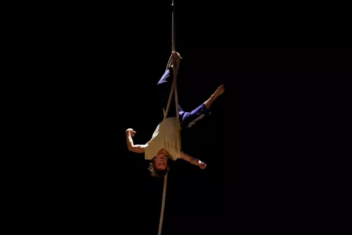 Noora Pasanen, corde, 29e promotion du Centre national des arts du cirque (Cnac) de Châlons-en-Champagne