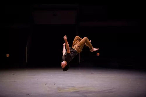 Thomas Pavon, acrobatie dans le mouvement, 29e promotion du Centre national des arts du cirque (Cnac) de Châlons-en-Champagne