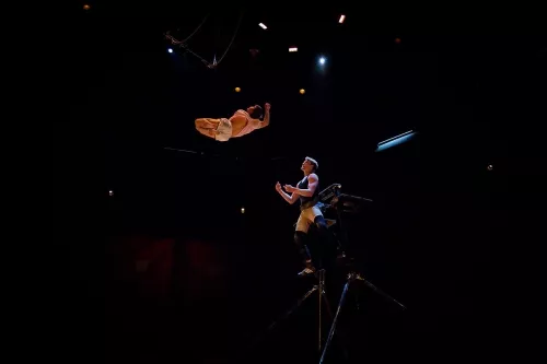 Johannes Holme Veje, Martin Richard, Portique Coréen, 30e promotion du Centre national des arts du cirque (Cnac) de Châlons-en-Champagne