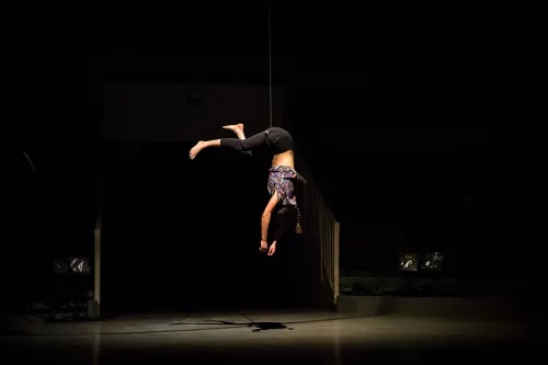 Lili Parson, roue Cyr, 30e promotion du Centre national des arts du cirque (Canc) de Châlons-en-Champagne