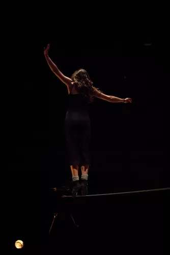 Poppy Plowman, fil, 30e promotion du Centre national des arts du cirque (Cnac) de Châlons-en-Champagne