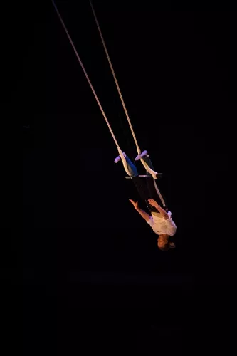 Sandra Reichenberger, trapèze ballant, 30e promotion du Centre national des arts du cirque (Cnac) de Châlons-en-Champagne