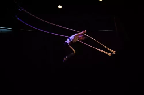 Sandra Reichenberger, trapèze ballant, 30e promotion du Centre national des arts du cirque (Cnac) de Châlons-en-Champagne