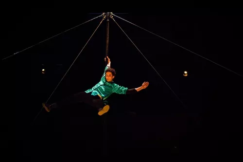 Léon Volet, mât chinois, 30e promotion du Centre national des arts du cirque (Cnac) de Châlons-en-Champagne