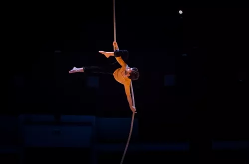 Fernando Arevalo Casado, corde lisse, 31e promotion du Centre national des arts du cirque (Cnac) de Châlons-en-Champagne