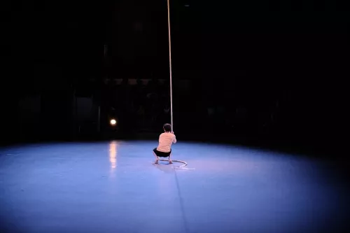 Fernando Arevalo Casado, corde lisse, 31e promotion du Centre national des arts du cirque (Cnac) de Châlons-en-Champagne