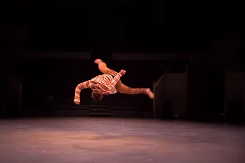 Davide Bonetti, acro-danse, 31e promotion du Centre national des arts du cirque (Cnac) de Châlons-en-Champagne