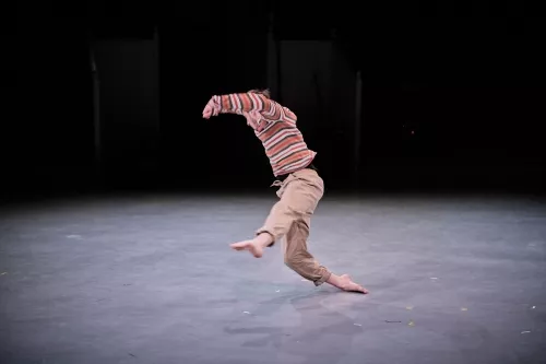 Davide Bonetti, acro-danse, 31e promotion du Centre national des arts du cirque (Cnac) de Châlons-en-Champagne