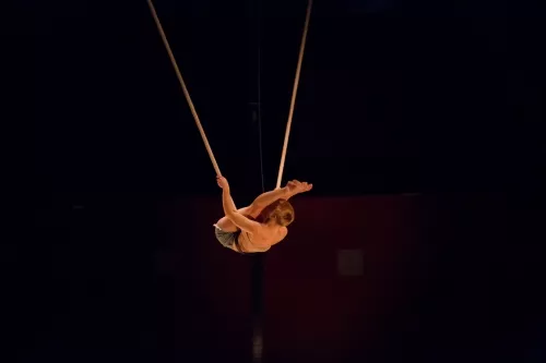Darianne Koszinski, corde volante, 31e promotion du Centre national des arts du cirque (Cnac) de Châlons-en-Champagne