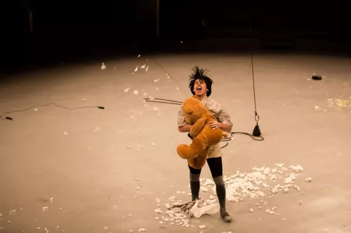 Ivan Morales Ruiz, trapèze ballant, 31e promotion du Centre national des arts du cirque (Cnac) de Châlons-en-Champagne