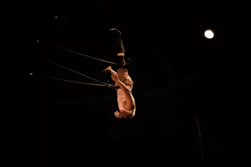 Ivan Morales Ruiz, trapèze ballant, 31e promotion du Centre national des arts du cirque (Cnac) de Châlons-en-Champagne