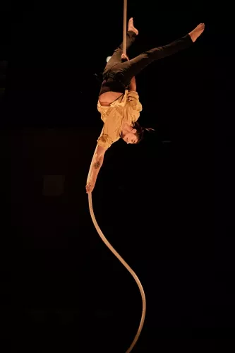 Pablo Penailillo Soto, corde lisse, 31e promotion du Centre national des arts du cirque (Cnac) de Châlons-en-Champagne