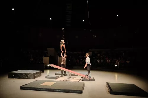 Anton Persson, bascule coréenne, 31e promotion du Centre national des arts du cirque (Cnac) de Châlons-en-Champagne