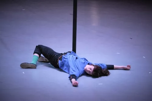 Celine Vaillier, mât chinois, 31e promotion du Centre national des arts du cirque (Cnac) de Châlons-en-Champagne