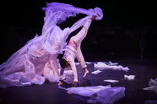 Guillaume Blanc, acrobatie, 32e promotion du Centre national des arts du cirque/CNAC de Châlons-en-Champagne