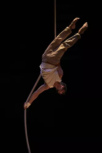 Pablo Fraile Ruiz, corde lisse, 32e promotion du Centre national des arts du cirque/CNAC de Châlons-en-Champagne