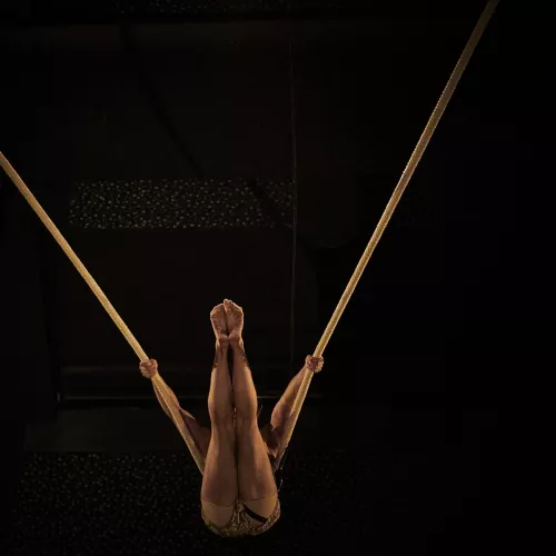 Vassiliki Rossillion, corde volante, 32e promotion du Centre national des arts du cirque/CNAC de Châlons-en-Champagne