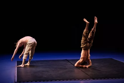 Guilhem Charrier, acrodanse, 33e promotion du Centre national des arts du cirque / CNAC de Châlons-en-Champagne