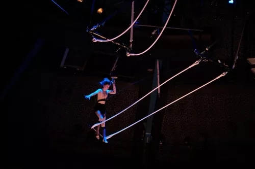 Lucia Heege Torres, trapèze ballant, 33e promotion du Centre national des arts du cirque / CNAC de Châlons-en-Champagne
