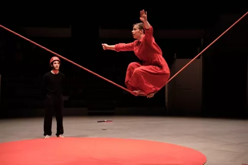 Theresa Kuhn, fil souple, 33e promotion du Centre national des arts du cirque / CNAC de Châlons-en-Champagne