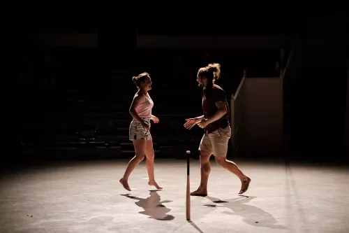 Xavier Mermod et Patricia Minder, portés acrobatiques, 33e promotion du Centre national des arts du cirque / CNAC de Châlons-en-Champagne