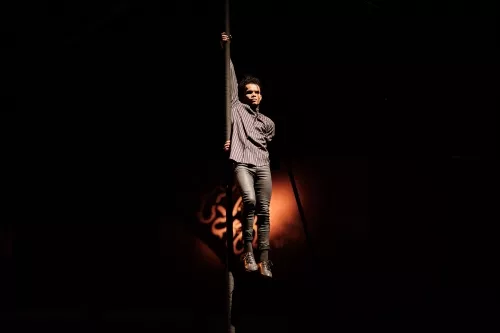 Josinaldo Tavares Pacheco, mât chinois, 33e promotion du Centre national des arts du cirque / CNAC de Châlons-en-Champagne