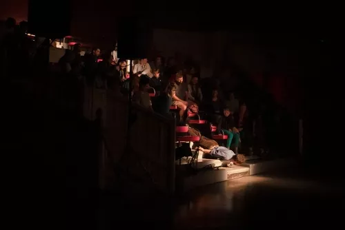 Tomàs Denis, acrodanse, 34e promotion du Centre national des arts du cirque / CNAC de Châlons-en-Champagne