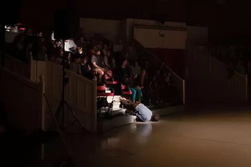 Tomàs Denis, acrodanse, 34e promotion du Centre national des arts du cirque / CNAC de Châlons-en-Champagne