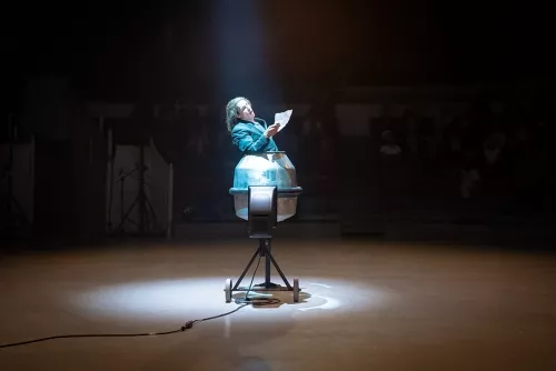 Yannis Gilbert, acrodanse, 34e promotion du Centre national des arts du cirque / CNAC de Châlons-en-Champagne