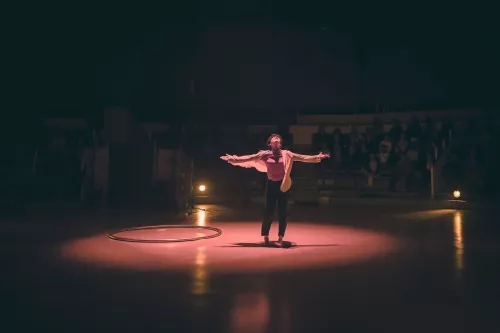 Marisol Lucht, roue Cyr, 34e promotion du Centre national des arts du cirque / CNAC de Châlons-en-Champagne