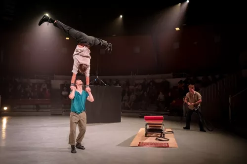 Trio Sans Interdit, bascule coréenne, 34e promotion du Centre national des arts du cirque / CNAC de Châlons-en-Champagne