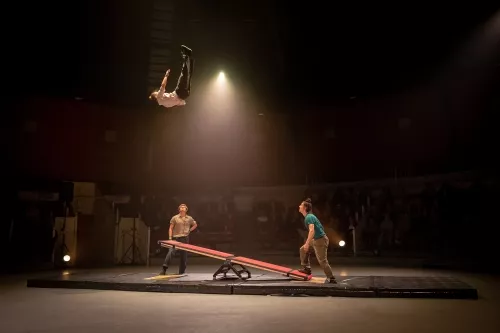 Trio Sans Interdit, bascule coréenne, 34e promotion du Centre national des arts du cirque / CNAC de Châlons-en-Champagne