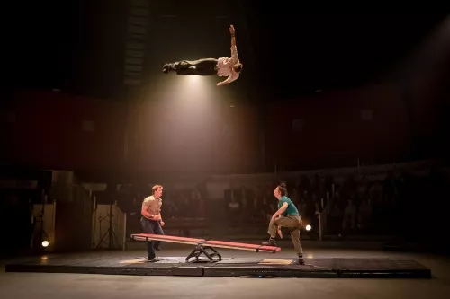 Trio Sans Interdit, bascule coréenne, 34e promotion du Centre national des arts du cirque / CNAC de Châlons-en-Champagne
