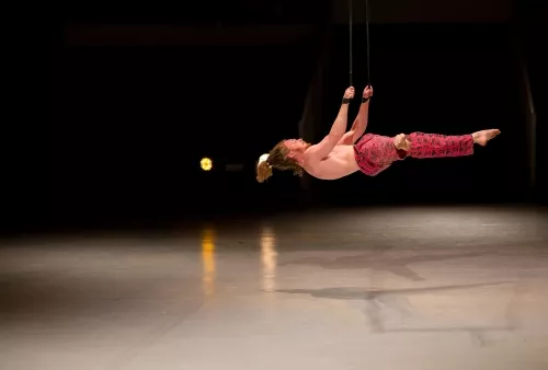 Dimitri Rizzello, Sangles, 27e promotion du Centre national des arts du cirque/CNAC de Châlons-en-Champagne