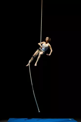 Nora Bouhlala Chacon, corde, 28e promotion du Centre national des arts du cirque (Cnac) de Châlons-en-Champagne
