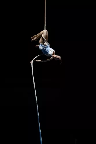 Nora Bouhlala Chacon, corde, 28e promotion du Centre national des arts du cirque (Cnac) de Châlons-en-Champagne
