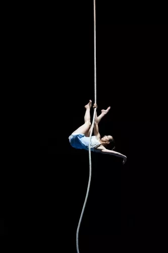 Nora Bouhlala Chacon, corde, 28e promotion du Centre national des arts du cirque (Cnac) de Châlons-en-Champagne